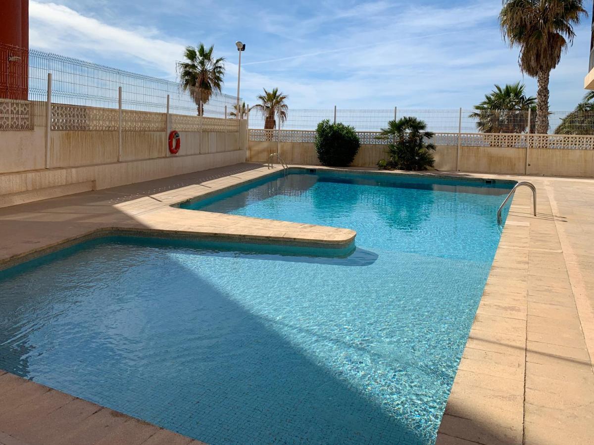 Clubrent - Edf Calpemar, Planta 8, Primera Linea Extérieur photo