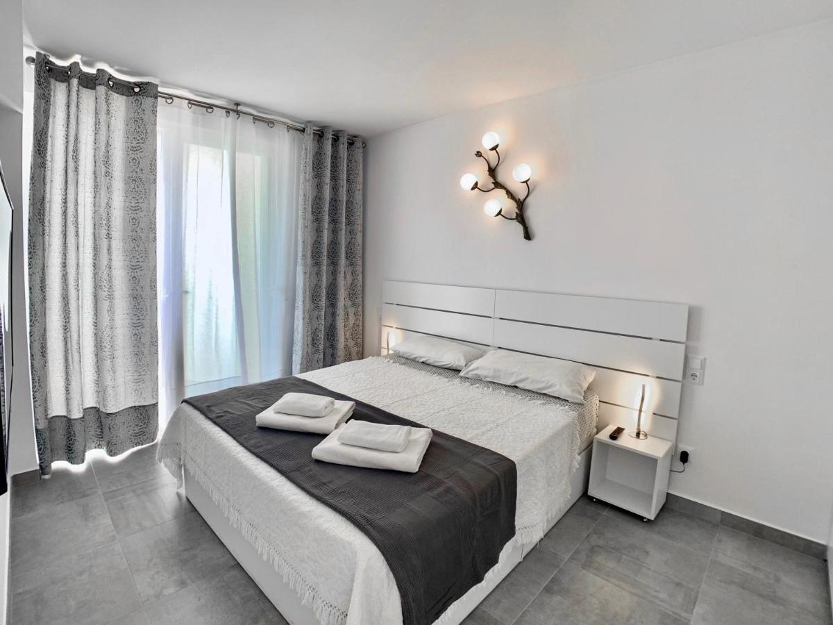 Clubrent - Edf Calpemar, Planta 8, Primera Linea Extérieur photo